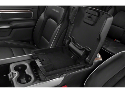 2019 RAM 1500 Laramie Crew Cab 4x4 5'7' Box