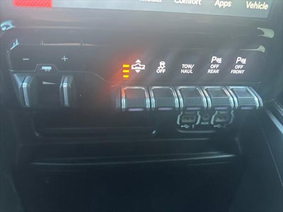 2022 RAM 1500 Limited Crew Cab 4x4 5'7' Box