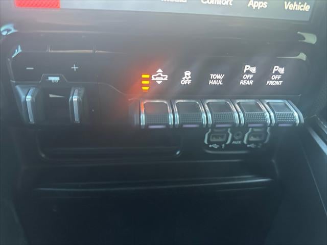 2022 RAM 1500 Limited Crew Cab 4x4 5'7' Box