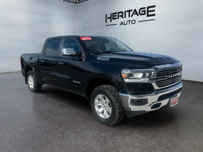 2020 RAM 1500 Laramie Crew Cab 4x4 5'7' Box