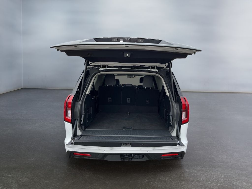 2025 Ford Expedition Active MAX