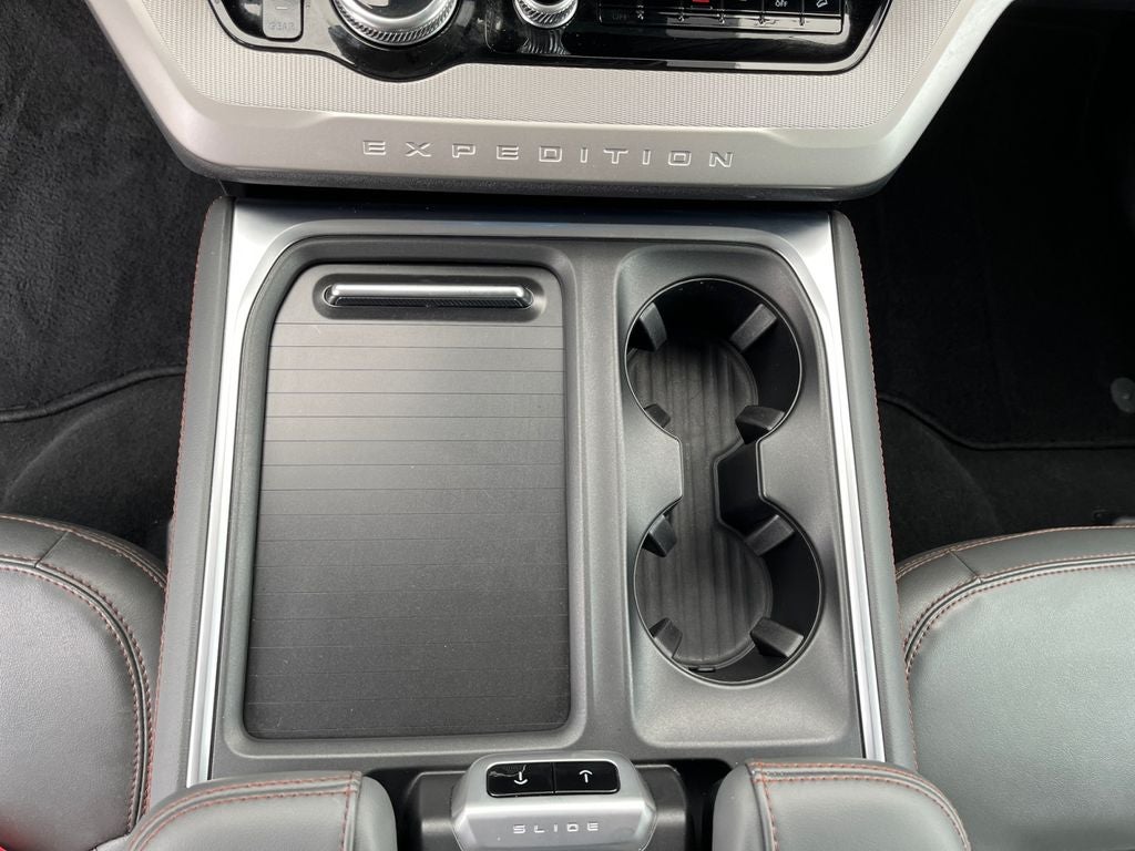 2025 Ford Expedition Active MAX