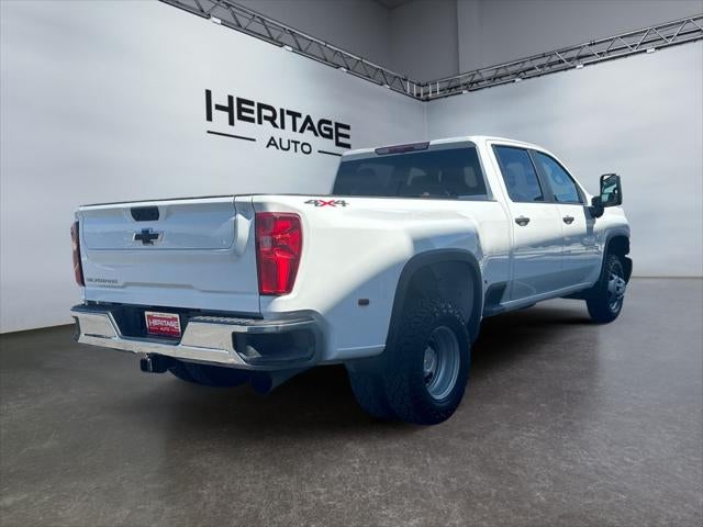 2024 Chevrolet Silverado 3500HD 4WD Crew Cab Long Bed Work Truck