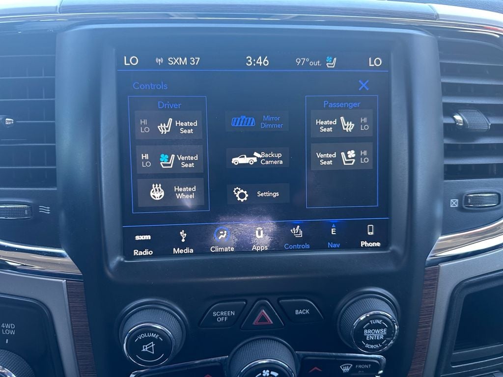 2018 RAM 3500 Laramie Crew Cab 4x4 8' Box