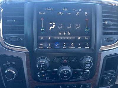 2018 RAM 3500 Laramie Crew Cab 4x4 8' Box