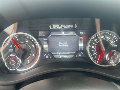 2024 RAM 2500 Laramie Crew Cab 4x4 6'4' Box