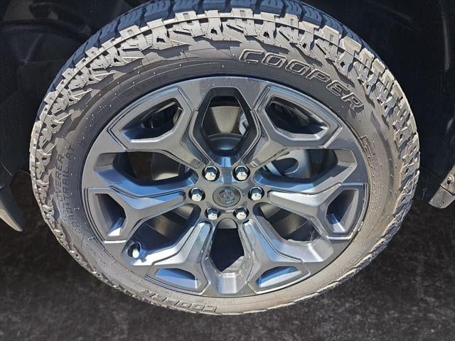 2023 RAM 1500 Limited Crew Cab 4x4 5'7' Box