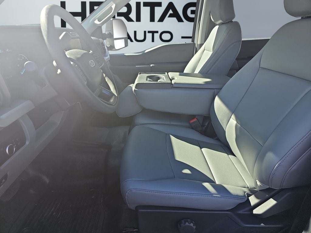 2026 Ford F-450 XL 4WD Crew Cab 179" WB 60" CA