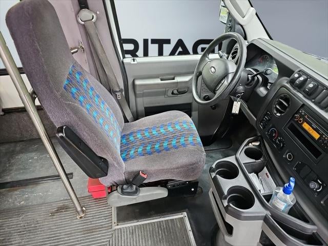 2011 Ford E-350 Cutaway Base