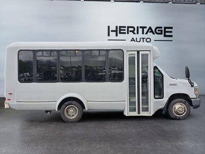 2011 Ford E-350 Cutaway Base