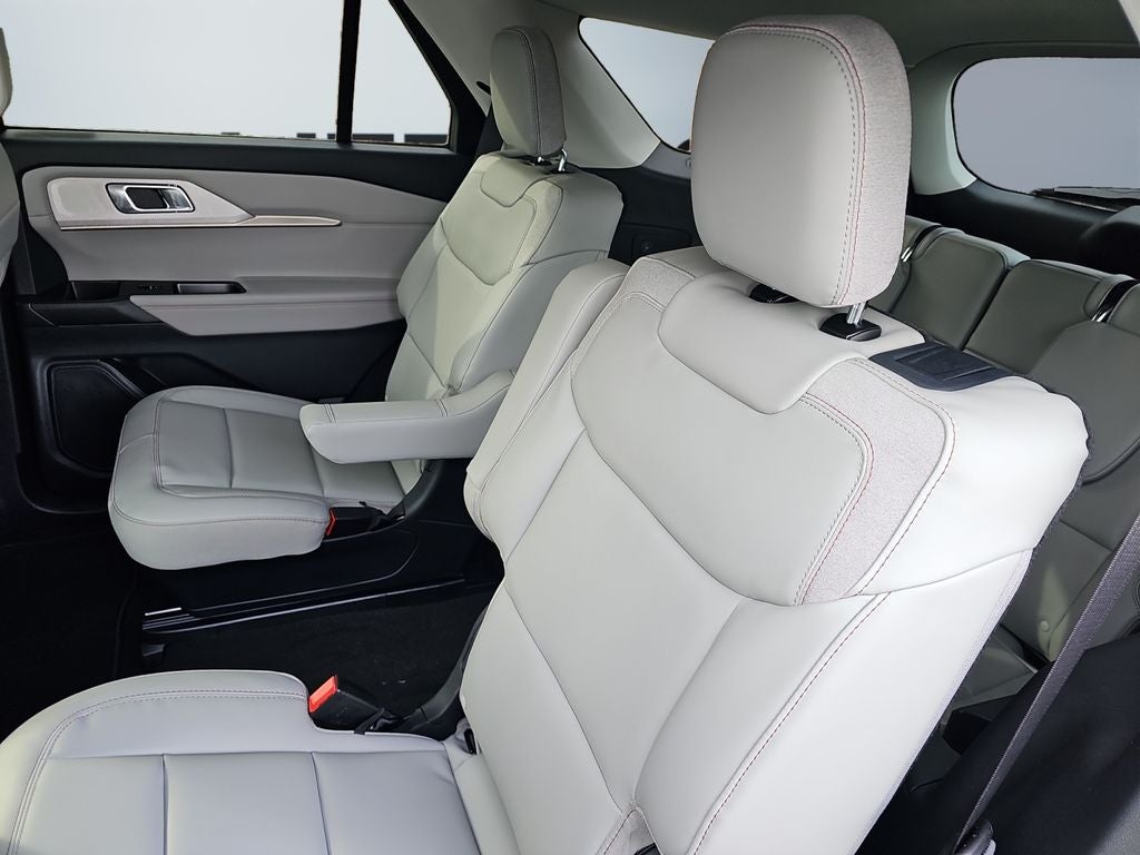 2026 Ford Explorer Active w/100A Pkg