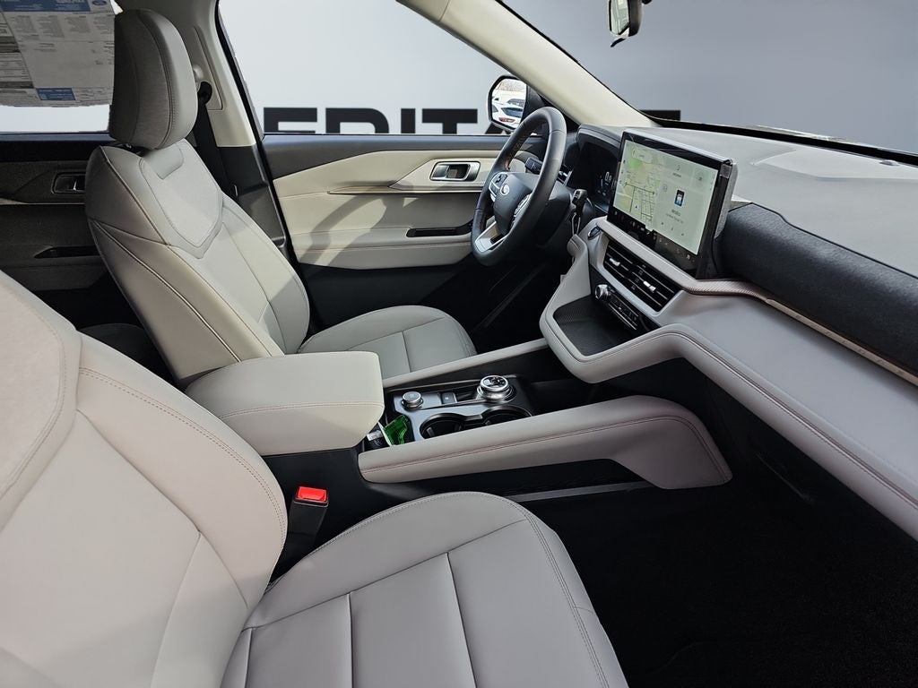 2026 Ford Explorer Active w/100A Pkg