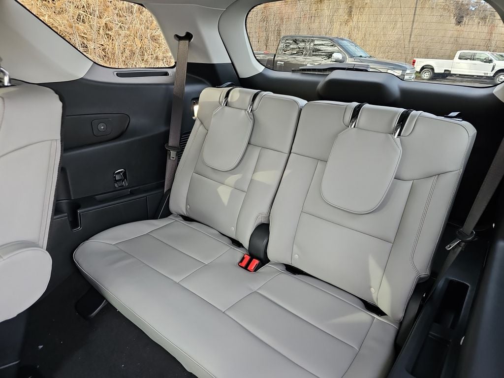 2026 Ford Explorer Active w/100A Pkg