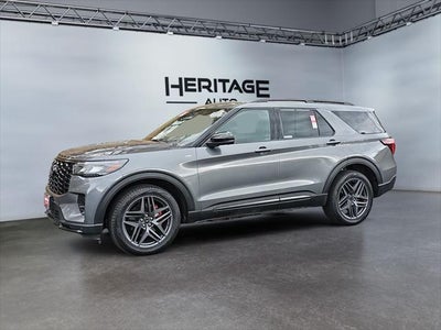 2025 Ford Explorer ST-Line