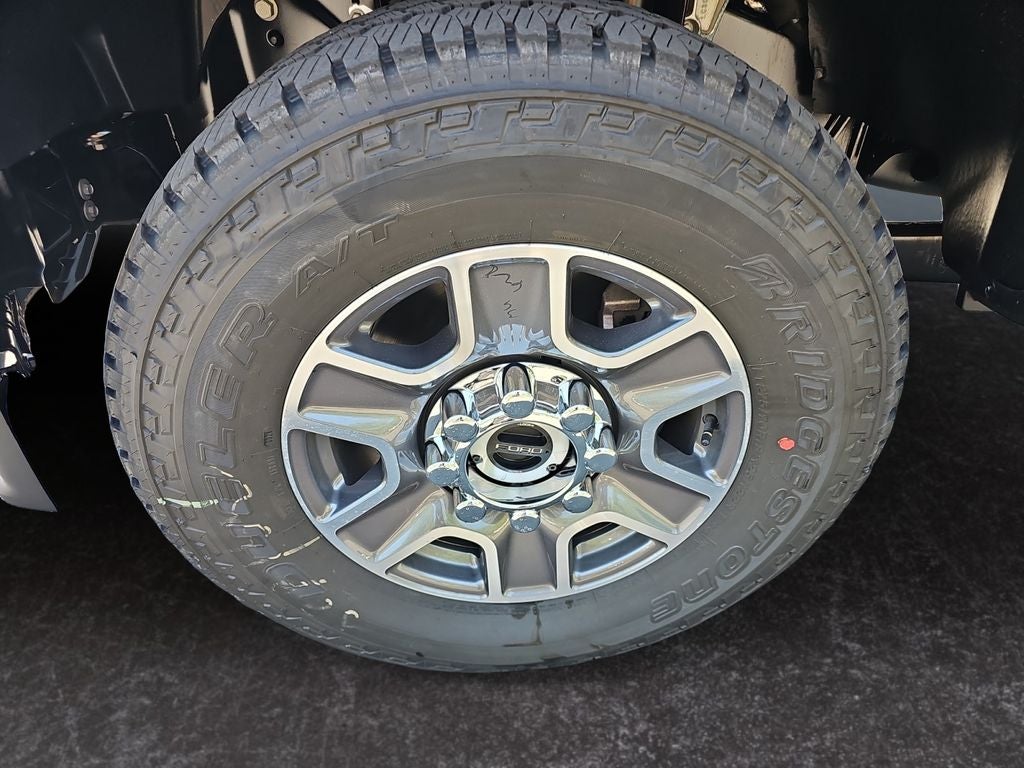 2026 Ford F-350 LARIAT