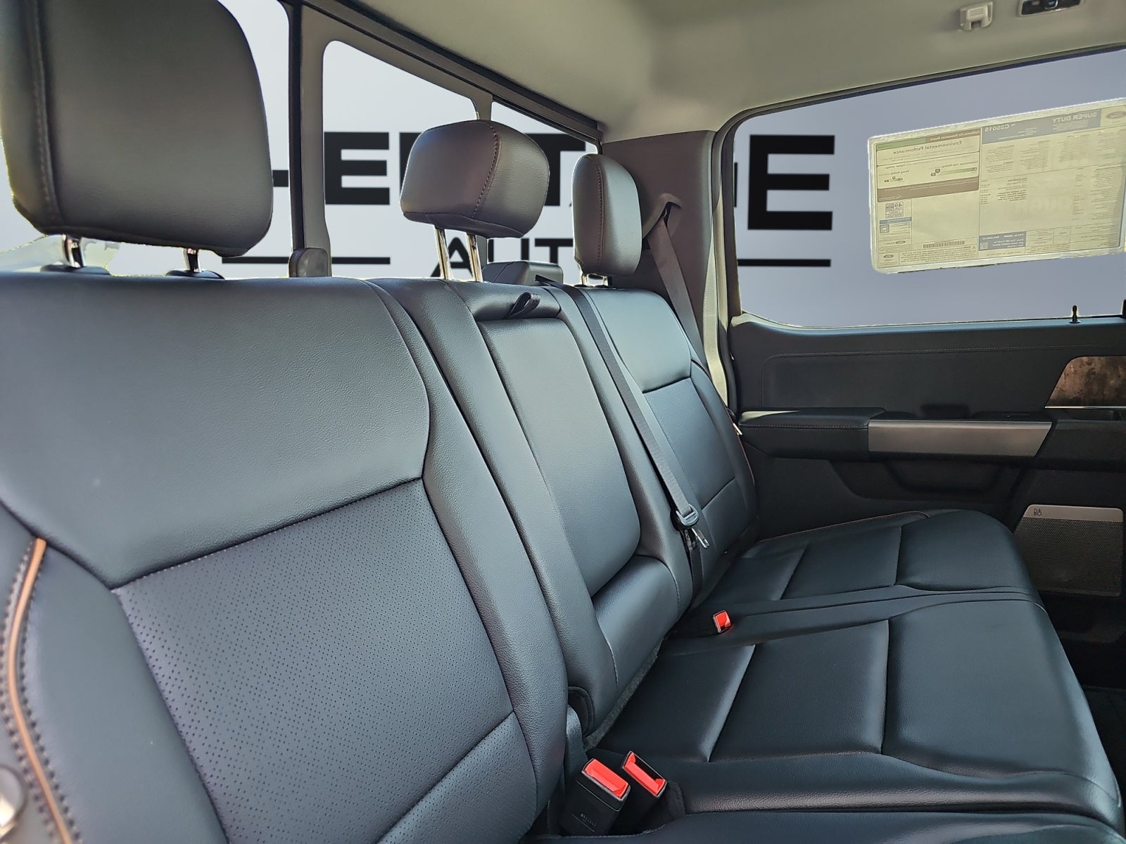 2027 Ford F-350 LARIAT