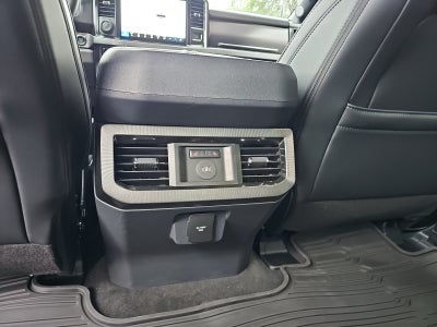 2027 Ford F-350 Platinum