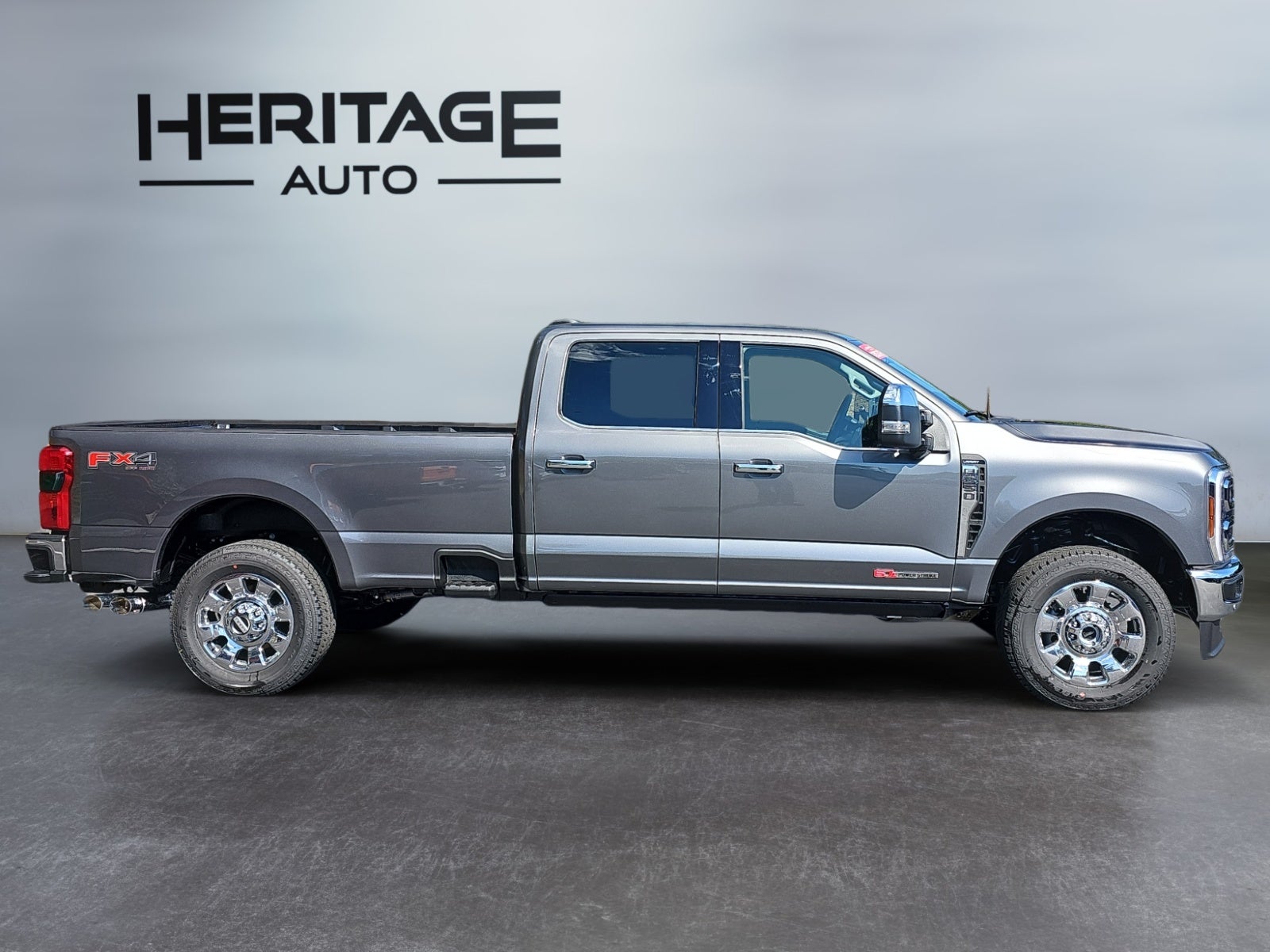 2027 Ford F-350 LARIAT