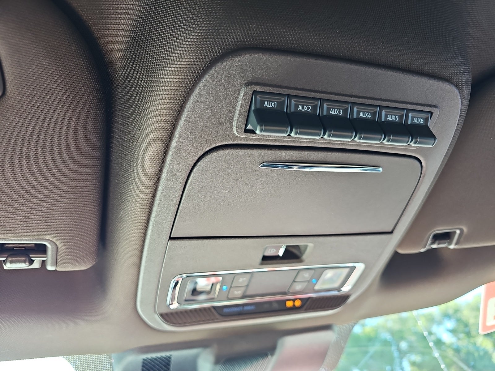 2027 Ford F-350 King Ranch