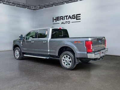 2022 Ford F-350 LARIAT
