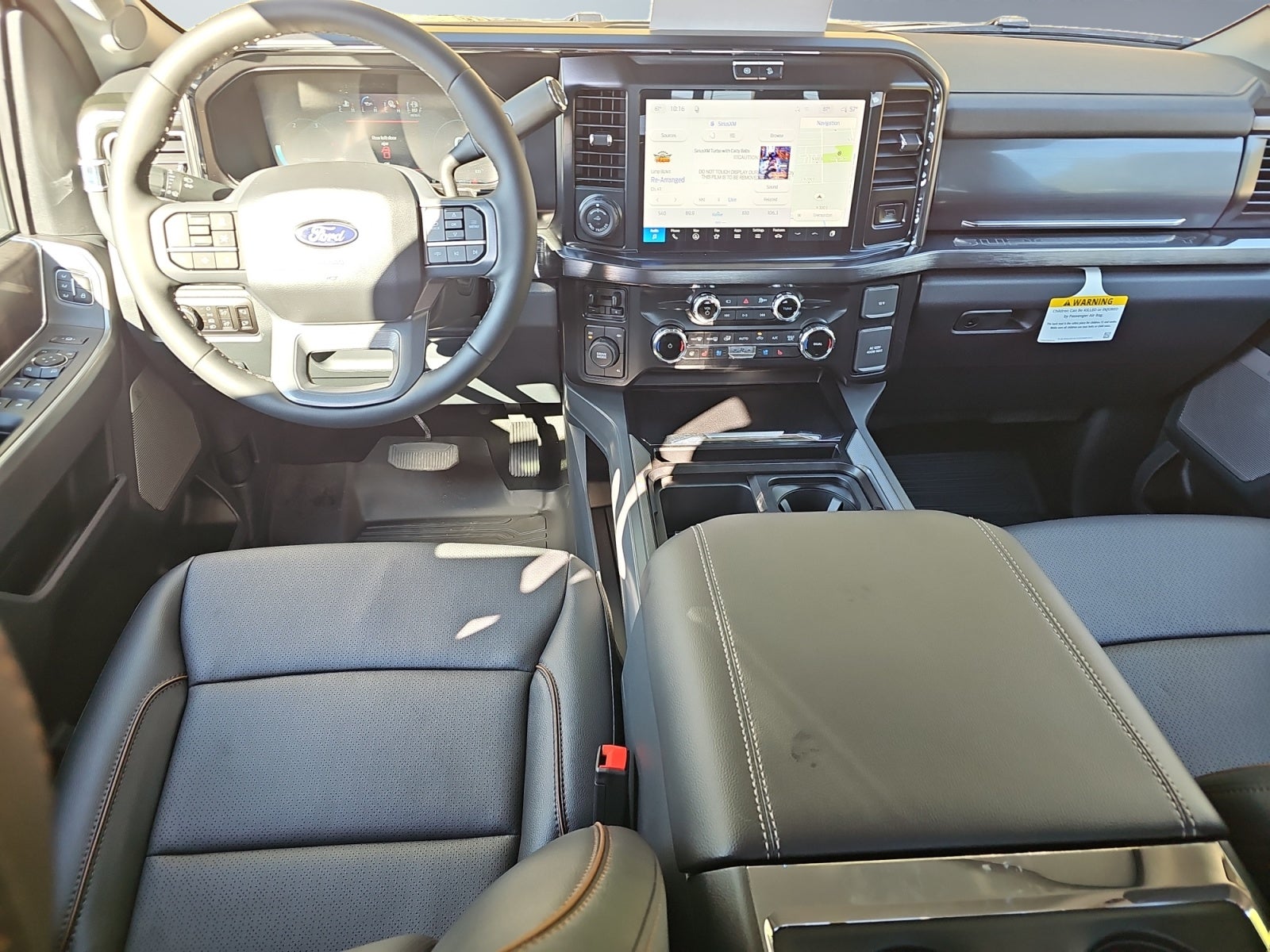 2027 Ford F-350 LARIAT