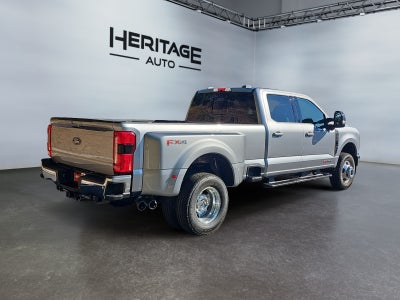 2027 Ford F-350 LARIAT