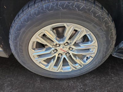 2022 GMC Yukon 4WD SLT