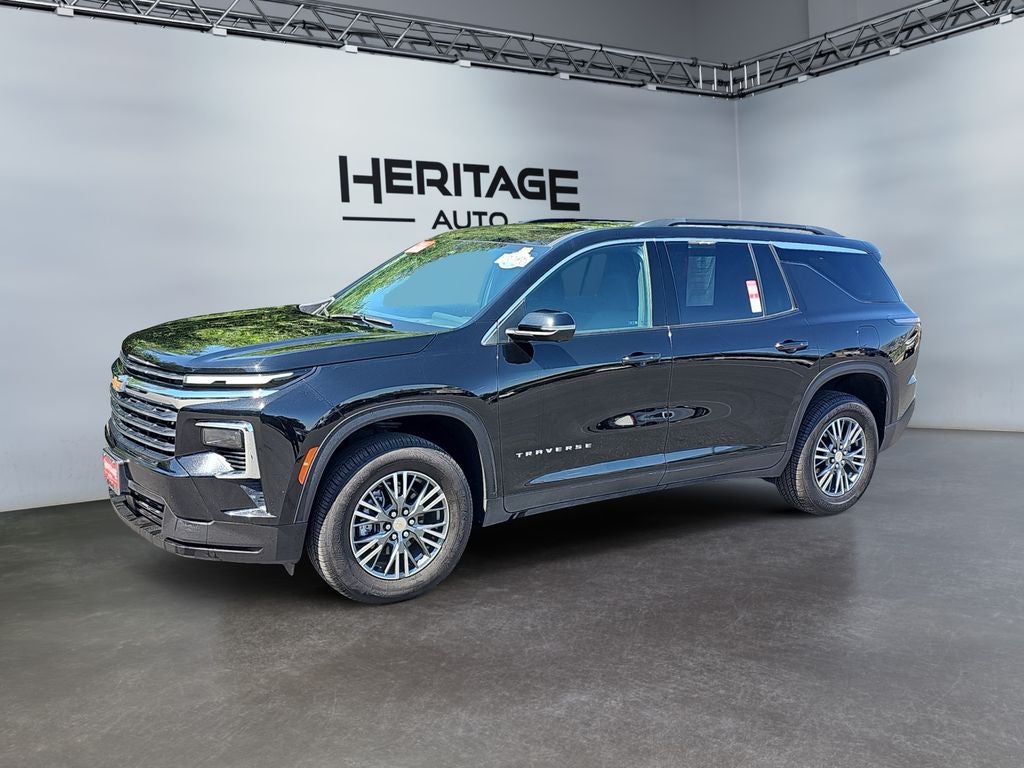 2024 Chevrolet Traverse AWD LT