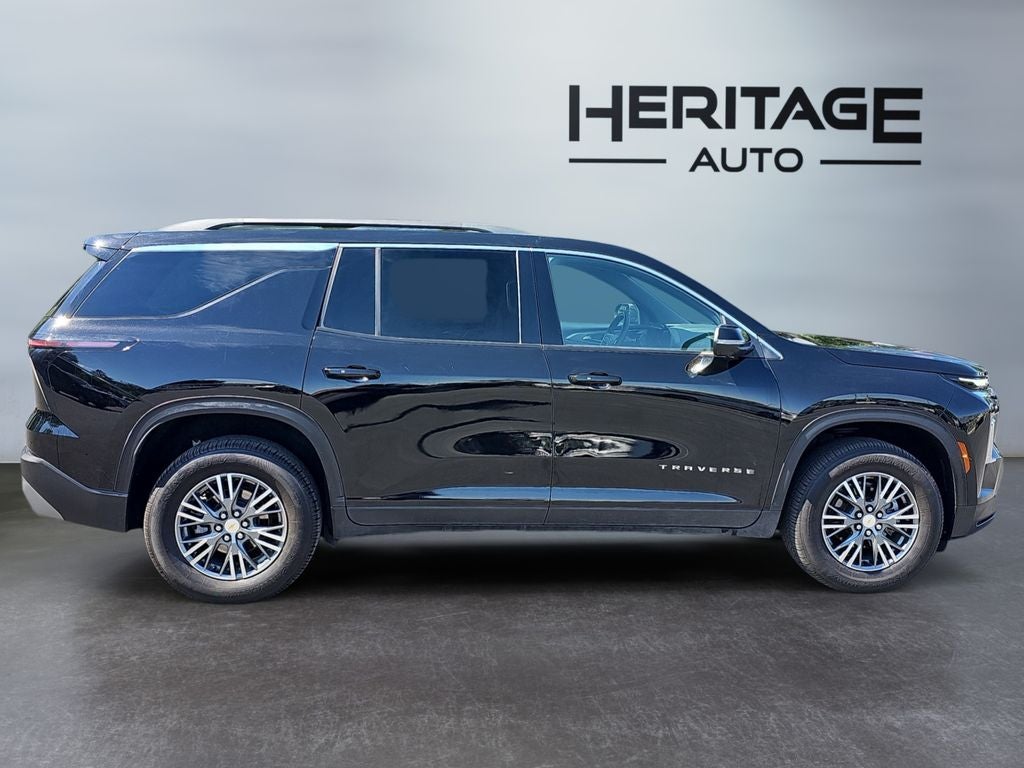 2024 Chevrolet Traverse AWD LT