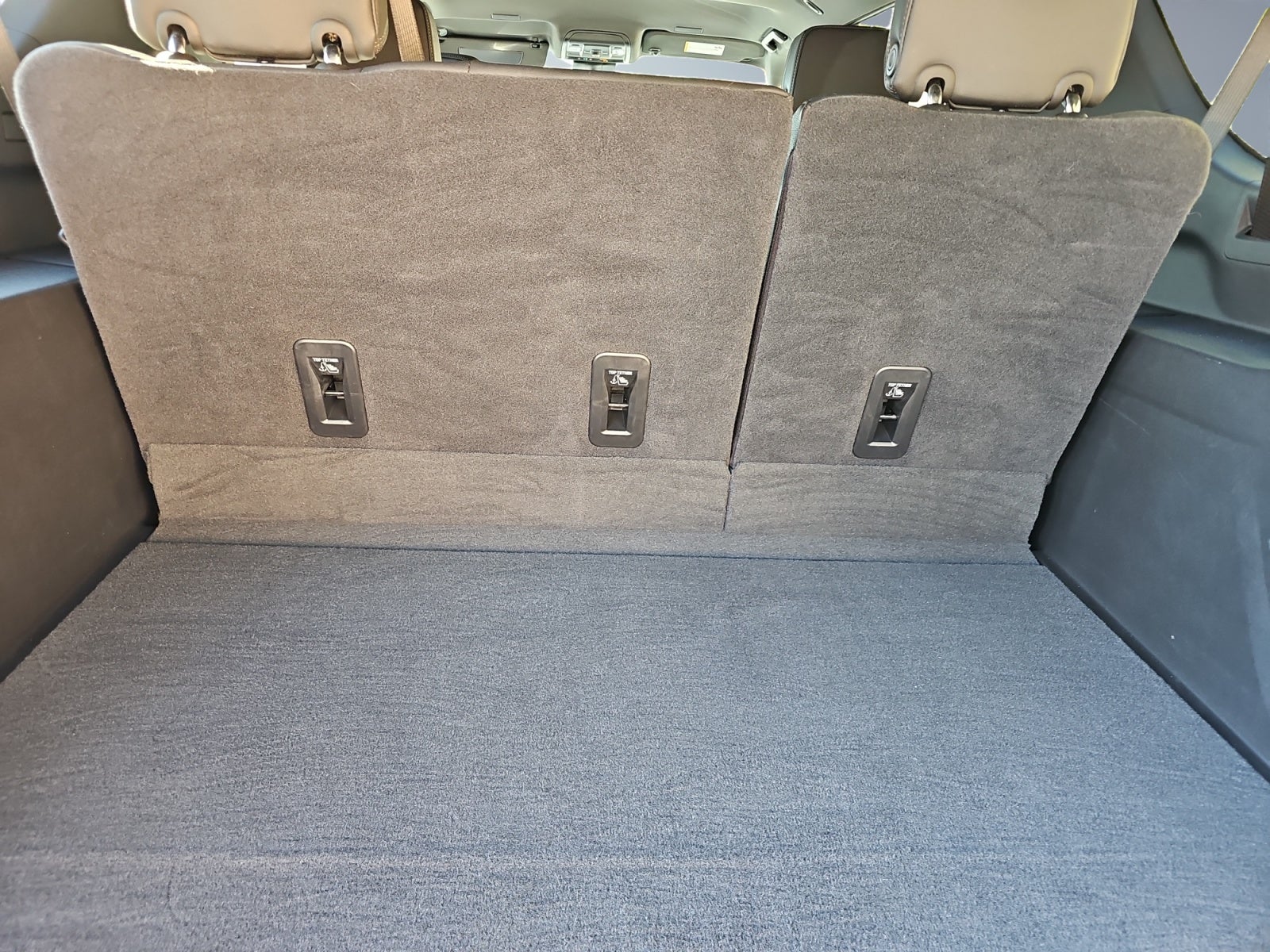 2025 Chevrolet Suburban 4WD High Country