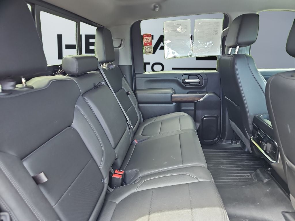 2023 GMC Sierra 3500HD SLT - Photo 18