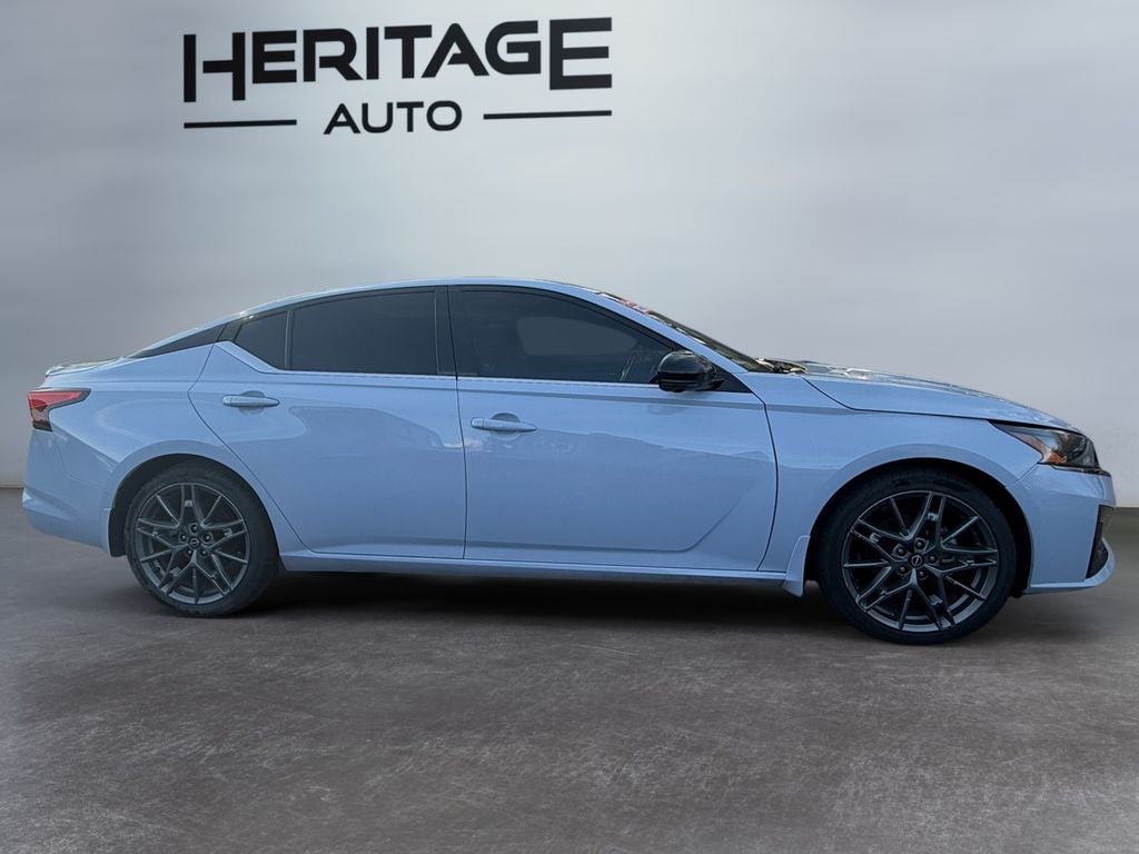 2023 Nissan Altima SR VC-Turbo FWD