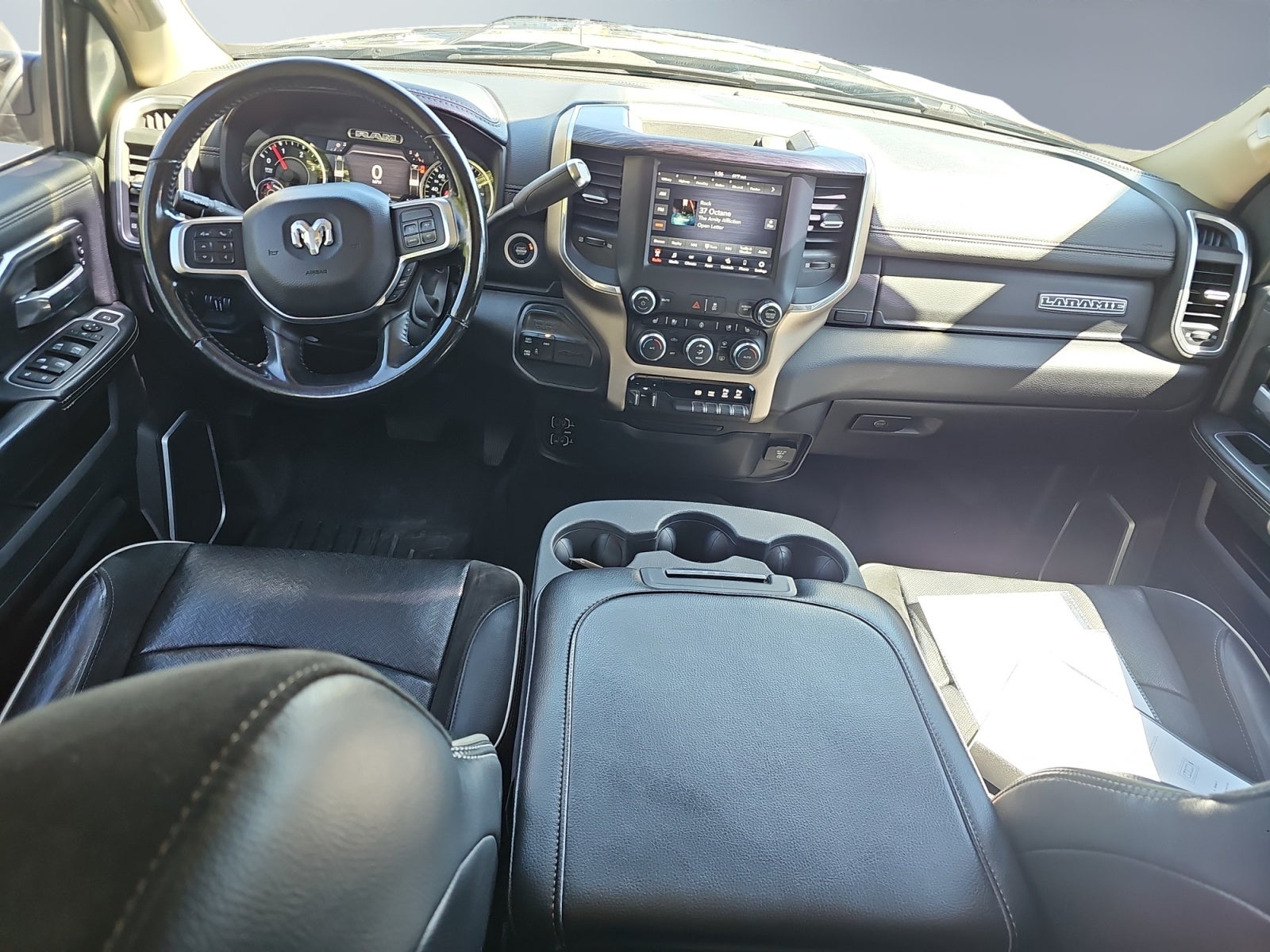 2021 RAM 3500 Laramie Crew Cab 4x4 8' Box