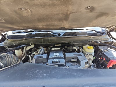 2021 RAM 3500 Laramie Crew Cab 4x4 8' Box