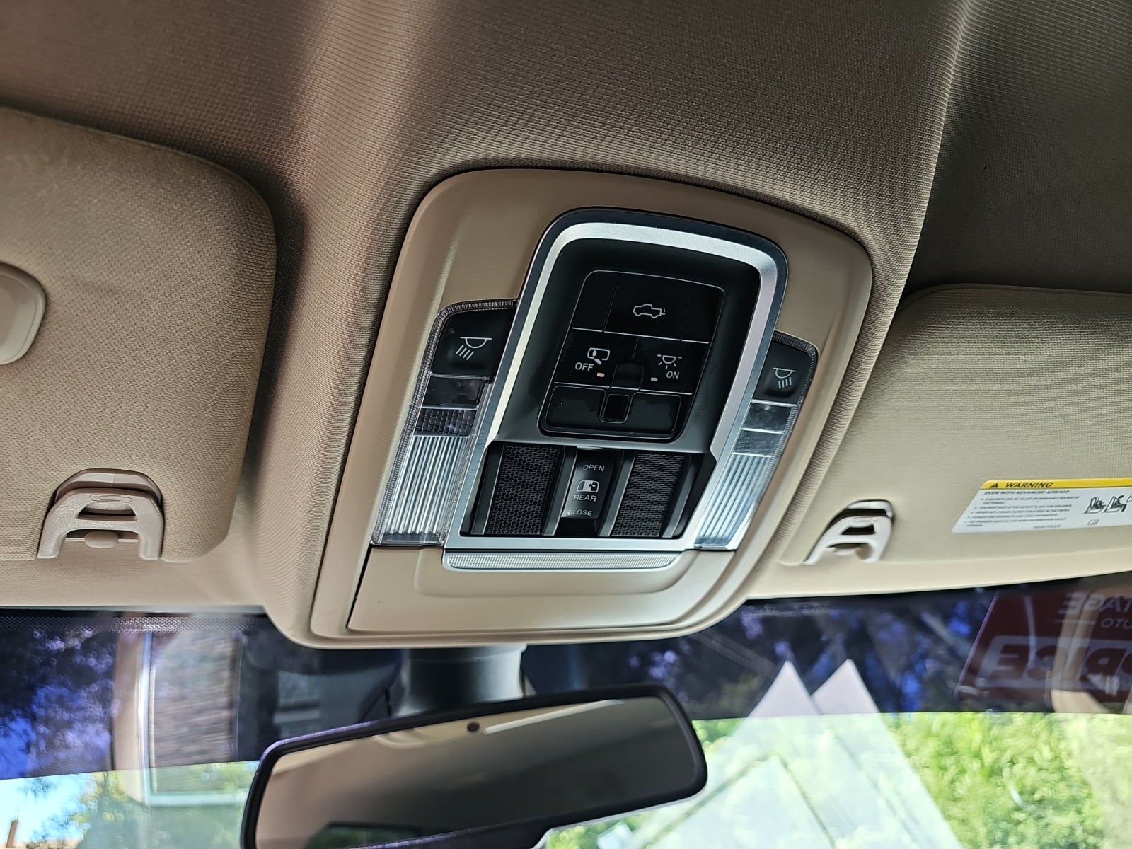 2021 RAM 3500 Laramie Crew Cab 4x4 8' Box