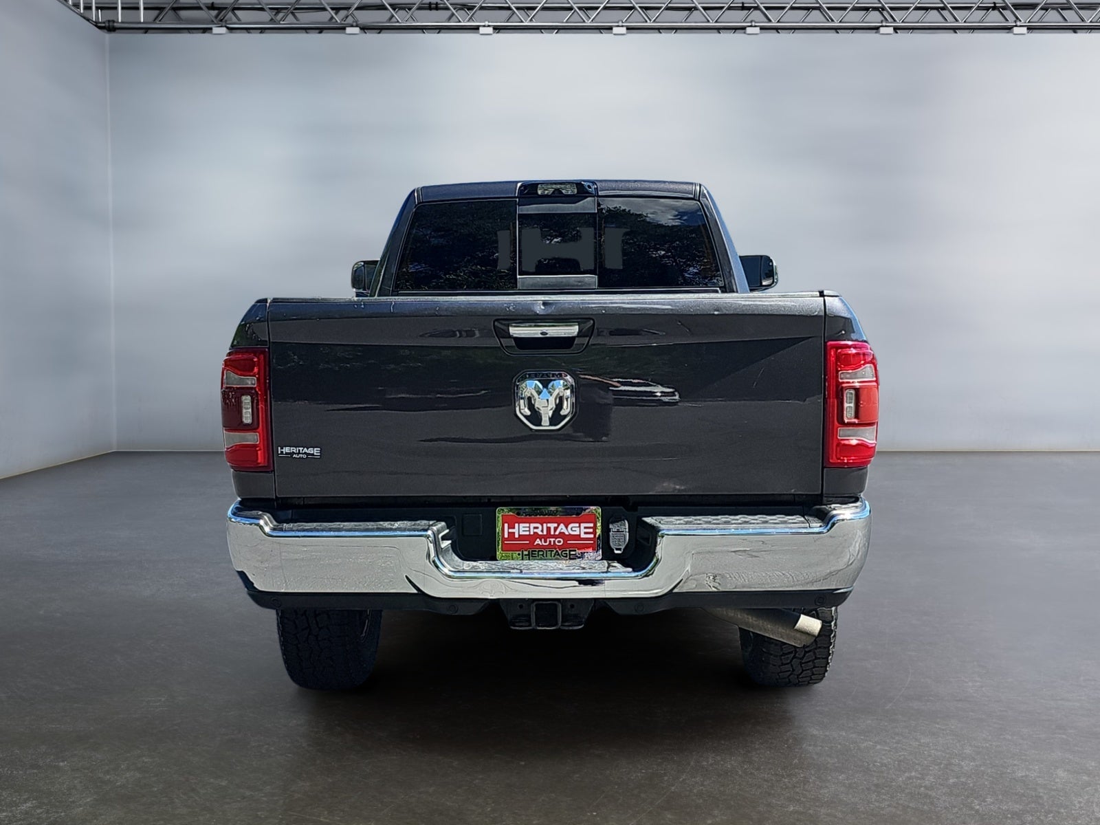 2021 RAM 3500 Laramie Crew Cab 4x4 8' Box