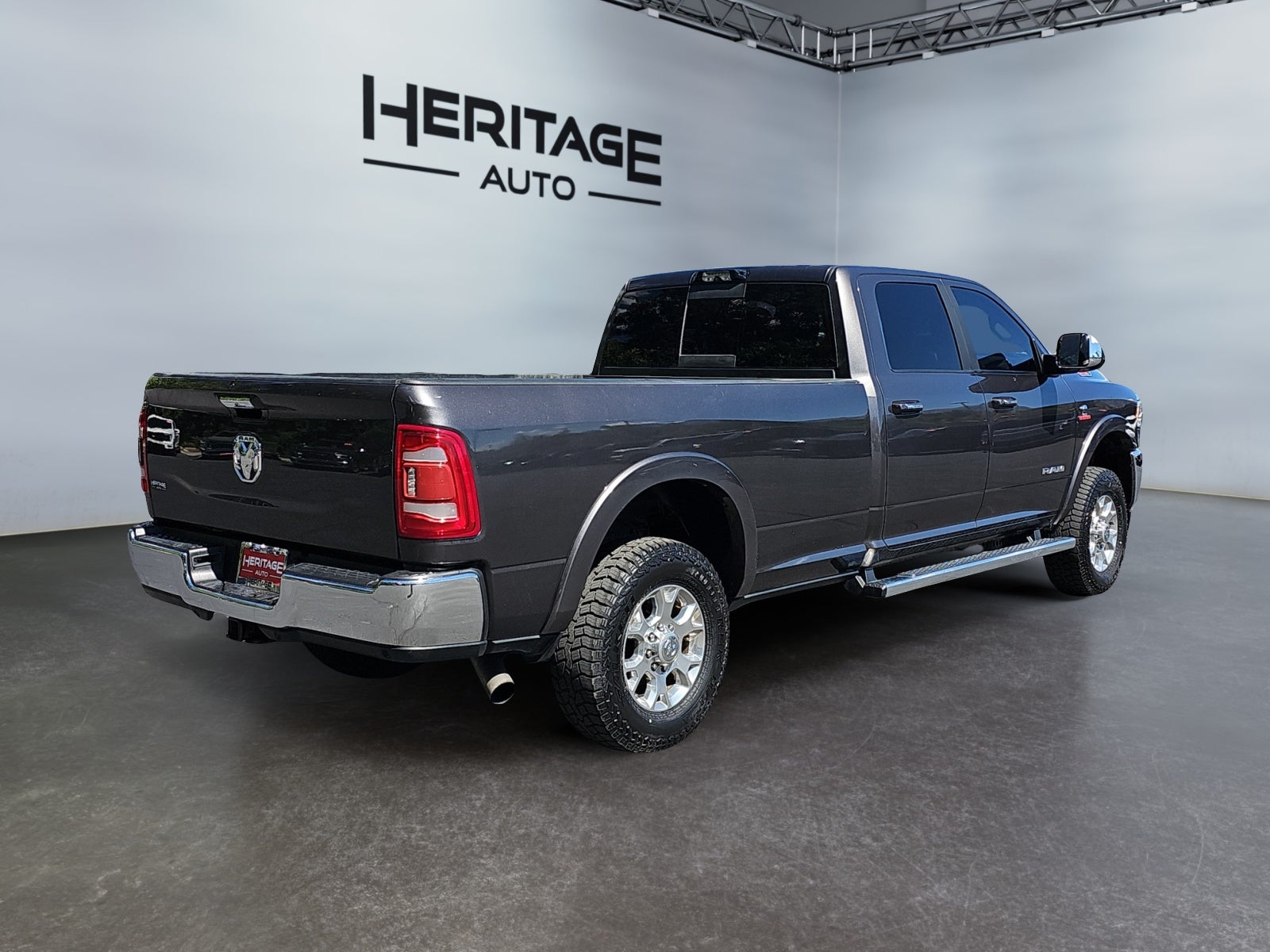 2021 RAM 3500 Laramie Crew Cab 4x4 8' Box