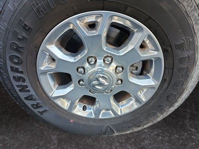 2024 RAM 3500 Laramie Crew Cab 4x4 8' Box