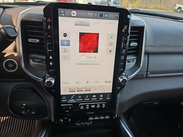 2025 RAM 3500 Laramie Crew Cab 4x4 8' Box