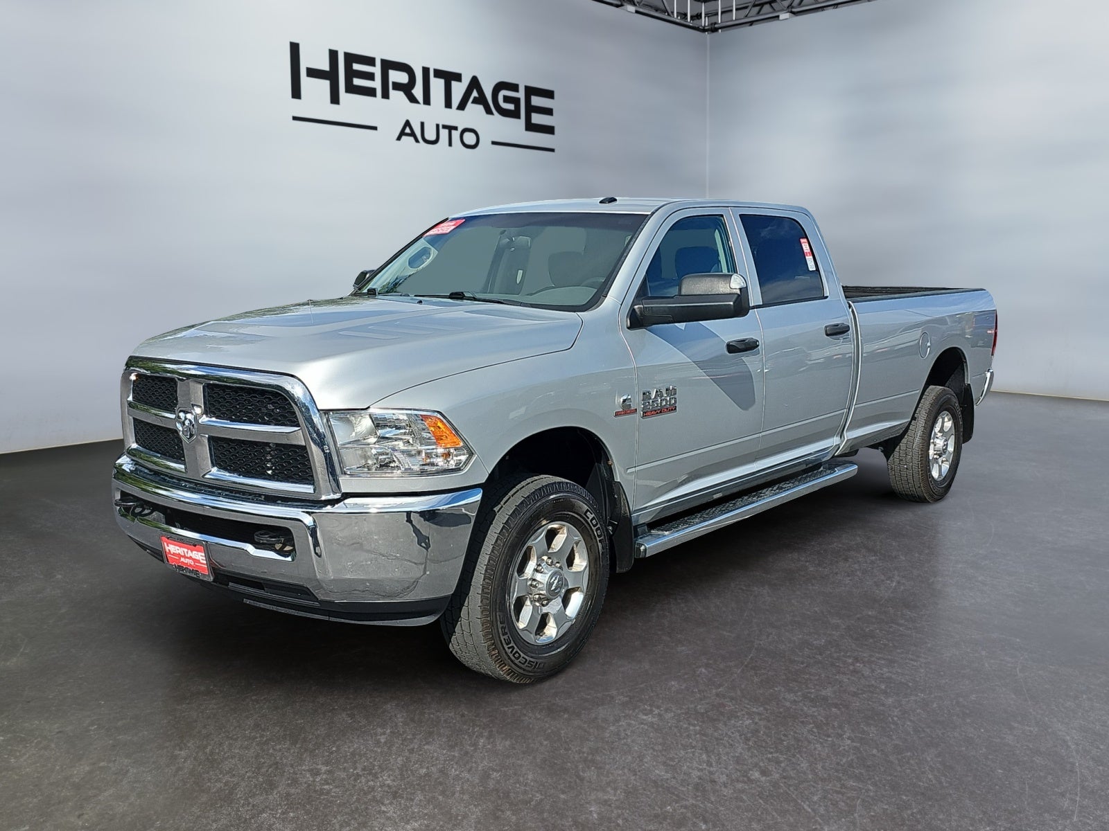 2018 RAM 2500 Tradesman Crew Cab 4x4 8' Box