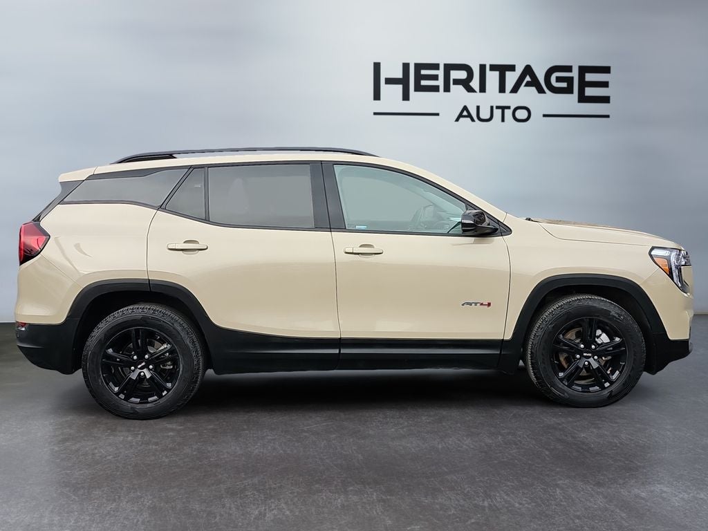 2023 GMC Terrain AWD AT4