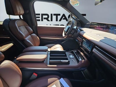 2025 Lincoln Navigator Reserve