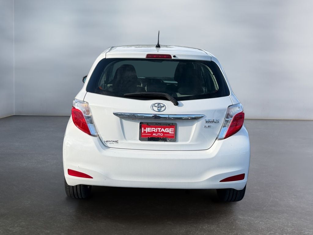 2012 Toyota Yaris L