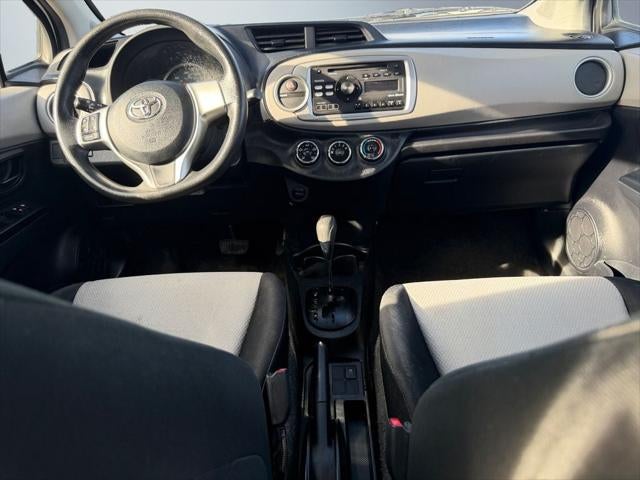 2012 Toyota Yaris L