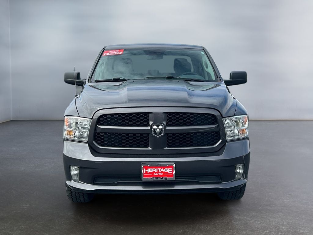 2017 RAM 1500 Express Crew Cab 4x4 5'7' Box