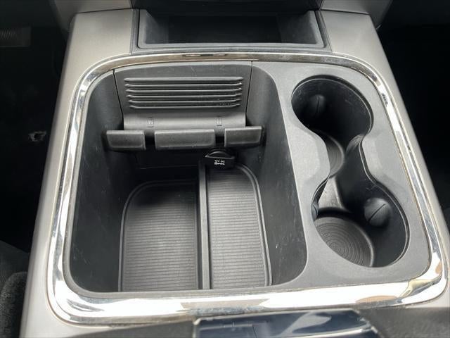 2017 RAM 1500 Night Crew Cab 4x4 5'7' Box