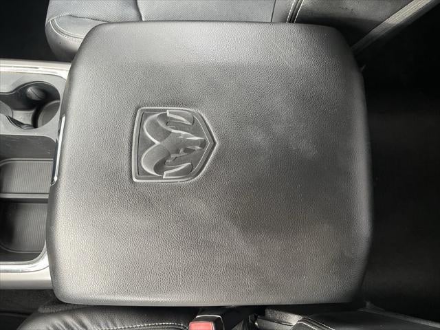 2017 RAM 1500 Night Crew Cab 4x4 5'7' Box