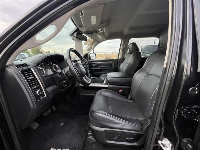 2017 RAM 1500 Night Crew Cab 4x4 5'7' Box