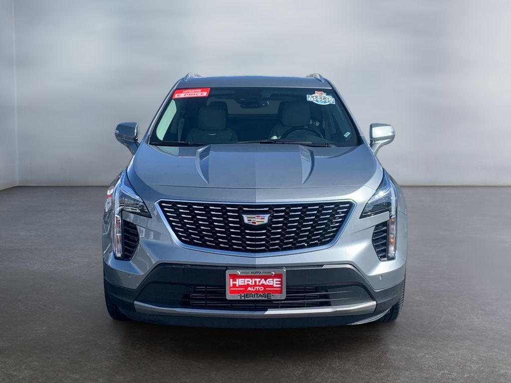 2023 Cadillac XT4 AWD Premium Luxury