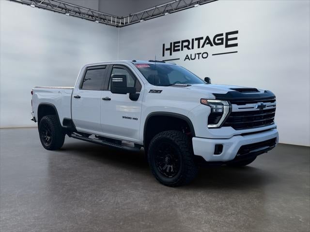 2024 Chevrolet Silverado 4WD Crew Cab Standard Bed LTZ